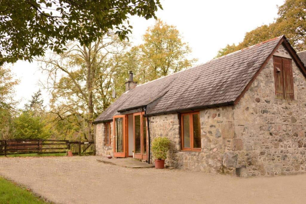The Cottage Gairlochy 史宾桥 外观 照片